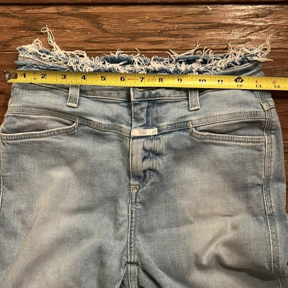 Closed Frayed Waist Womens Jeans - Picture 10 of 11